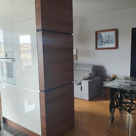Apartament Centrum Solna Parking Free Kielce Kültér fotó