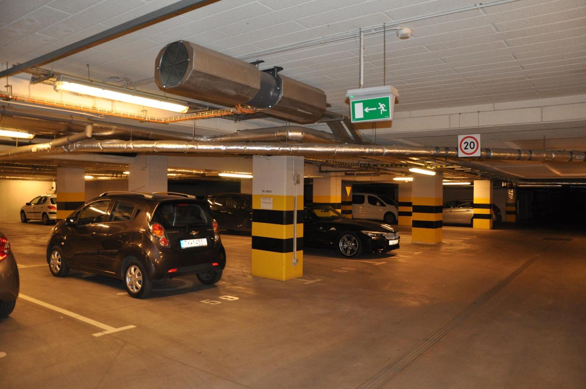 Apartament Centrum Solna Parking Free Kielce Kültér fotó